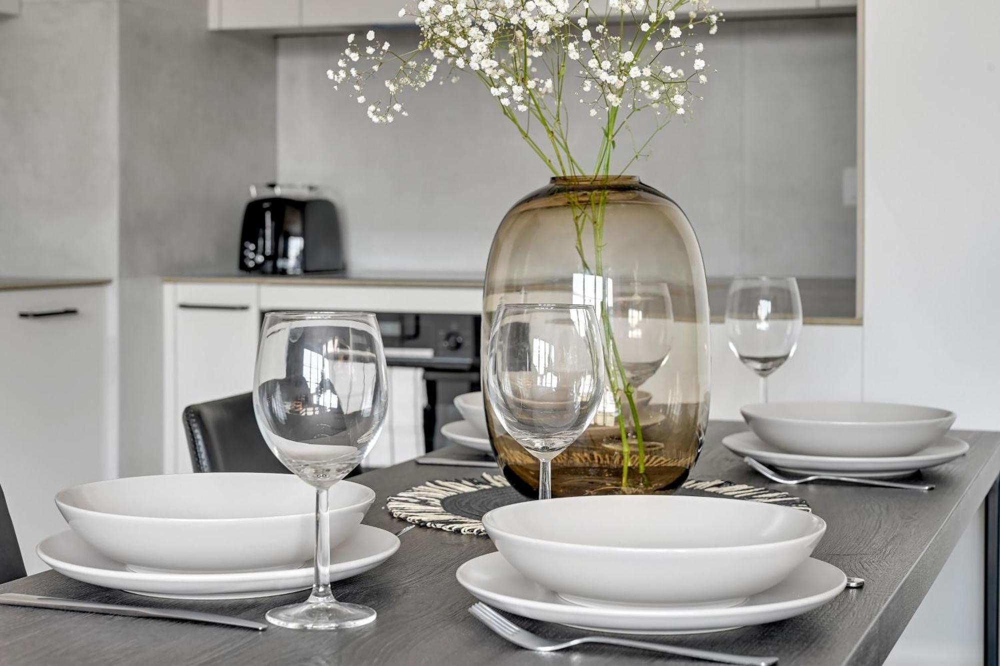 Flatbook - City Center Apartments Doki Living Gdańsk Buitenkant foto