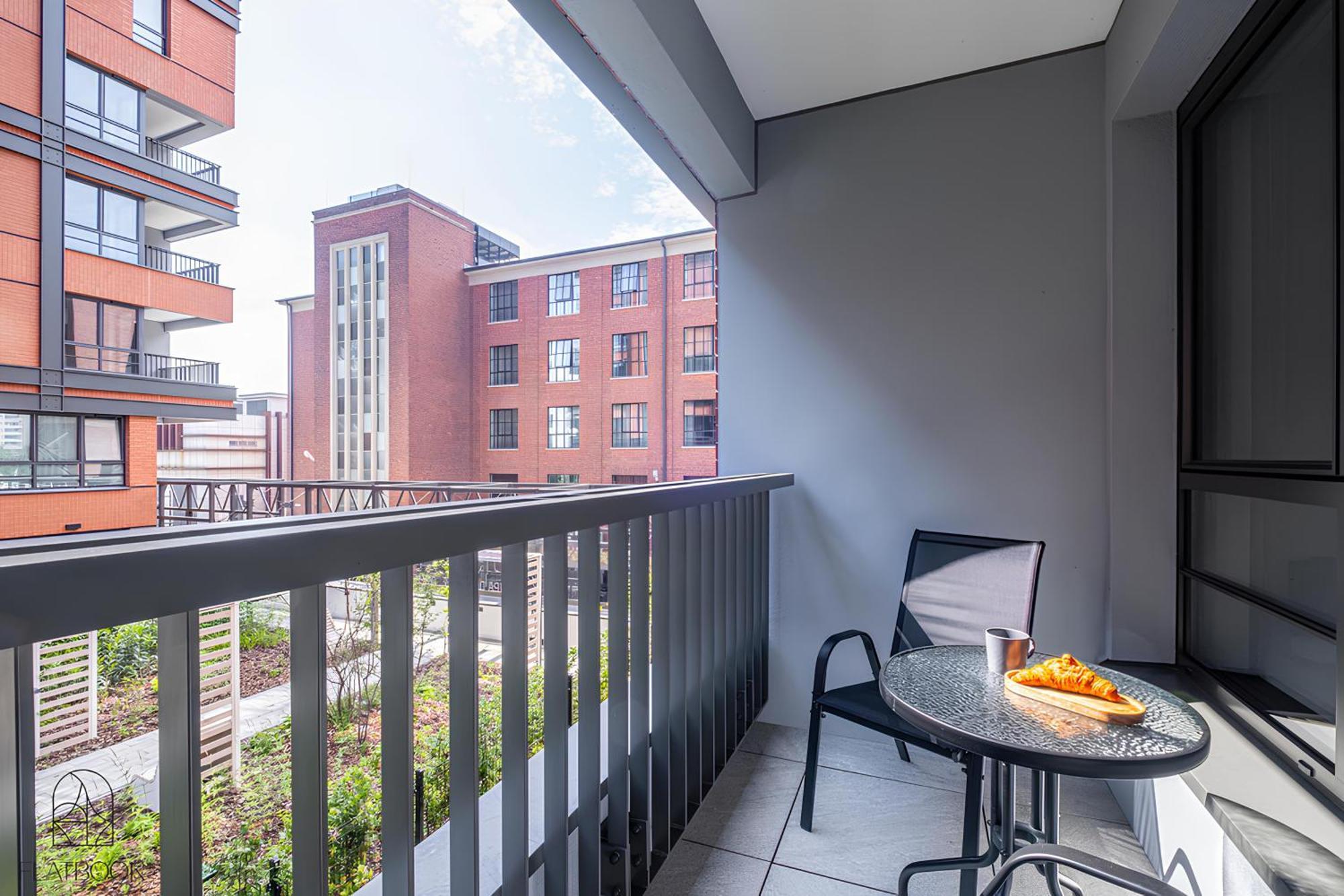 Flatbook - City Center Apartments Doki Living Gdańsk Buitenkant foto