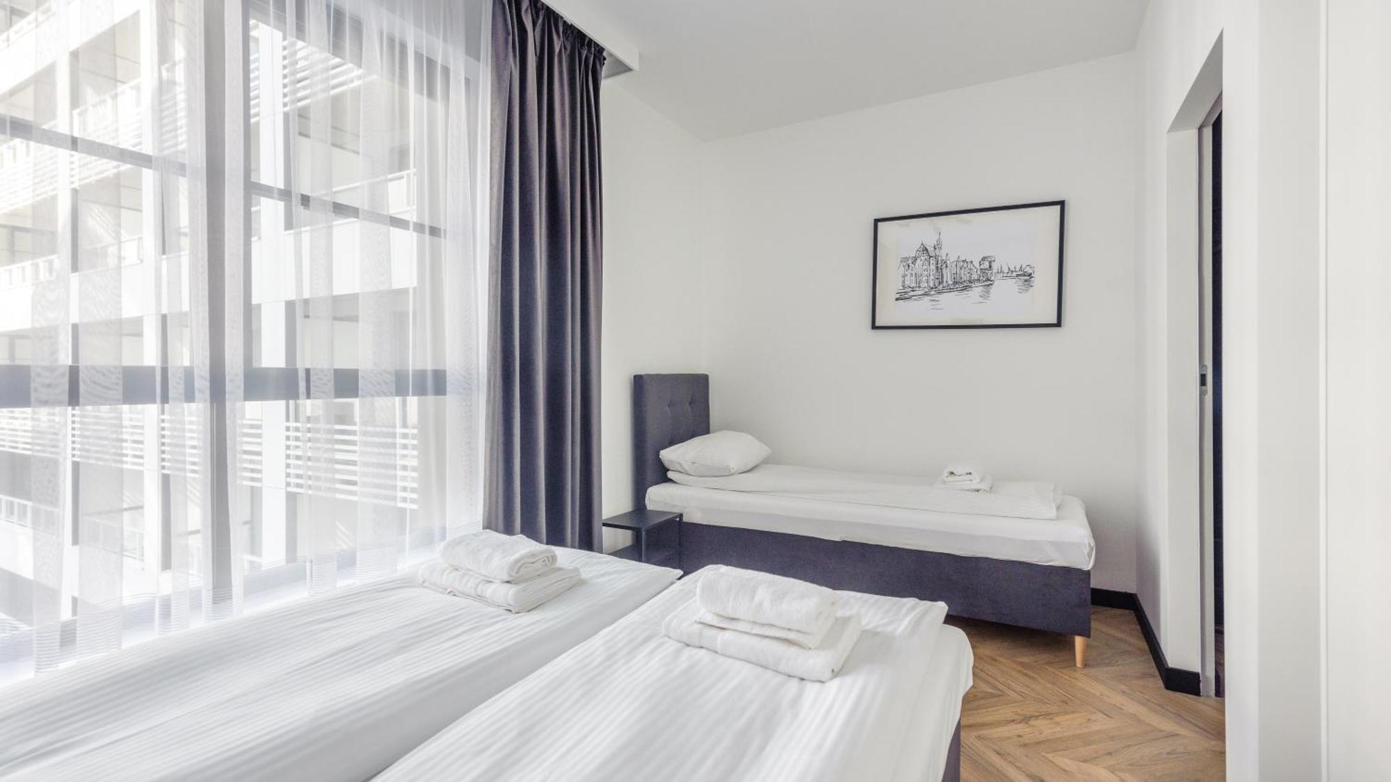 Flatbook - City Center Apartments Doki Living Gdańsk Buitenkant foto