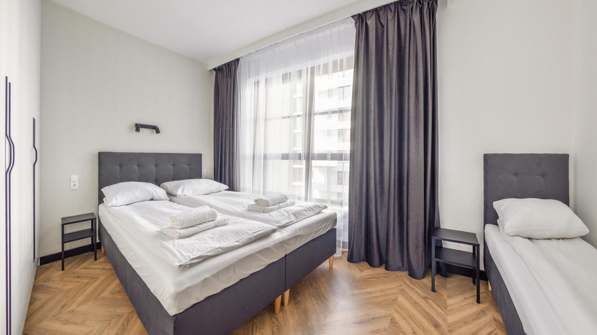 Flatbook - City Center Apartments Doki Living Gdańsk Buitenkant foto